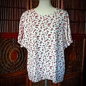 CHEROKEE Floral Tee - Red/White Floral - 26W/28W - EUC